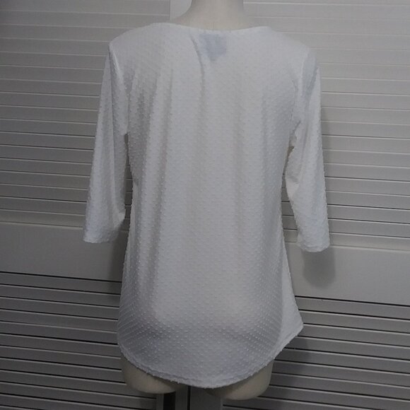 W5 White Swiss Dot Top Twist Front 3/4 Sleeve Size Large - Picture 7 of 10